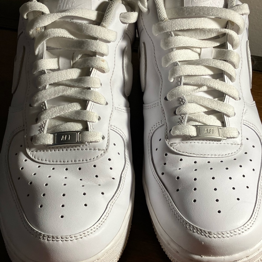 Nike Air Force 1 Low Top Mens Size 10.5 Sneaker White